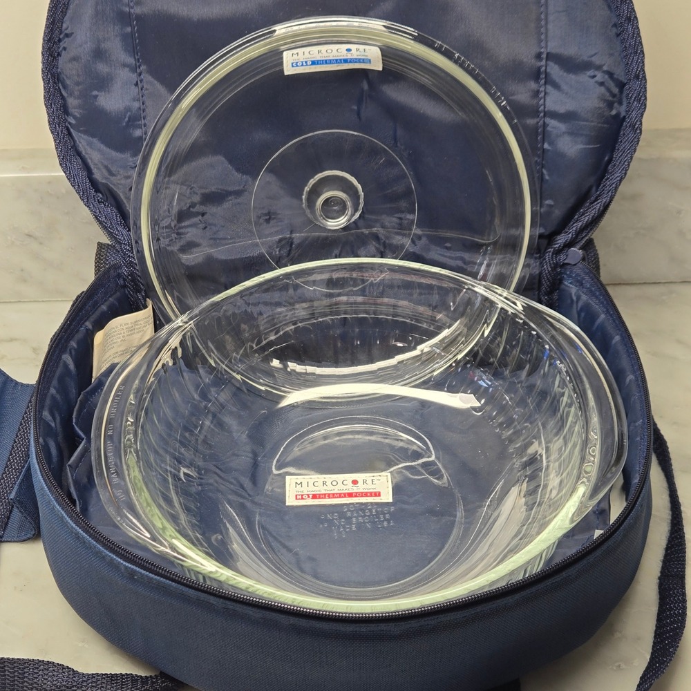 Pyrex Portables 2 Qt. Glass Casserole Dish with Lid Insulated Carrier Cold Packs - Picture 4 of 16